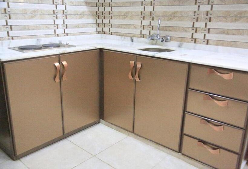 آپارتمان 2 خوابه, Narjess Jazan Furnished