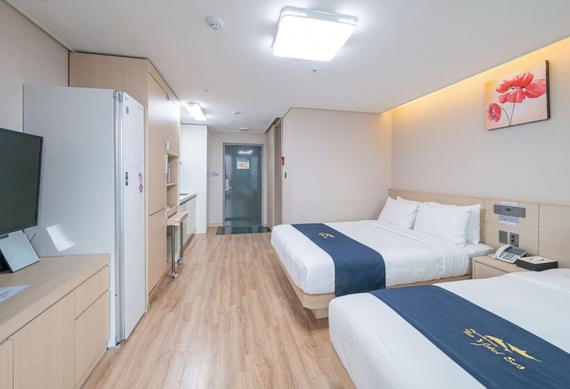 اتاق لوکس با چشم‌انداز دریا, The Hotel Soo