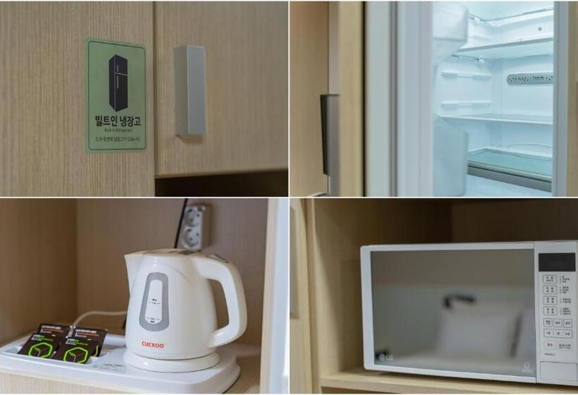 اتاق لوکس با چشم‌انداز دریا, The Hotel Soo