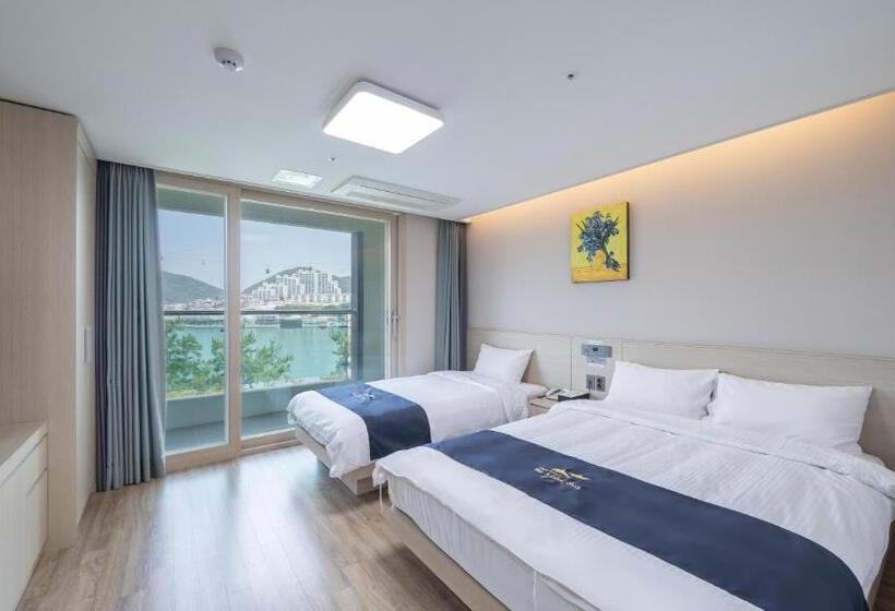 Номер Deluxe Вид на Море, The Hotel Soo
