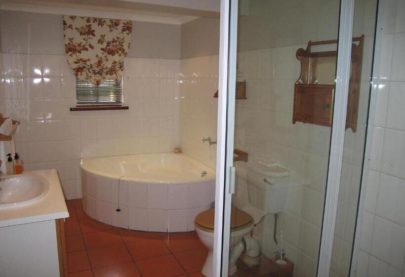 Номер Стандарт, Beaufort Manor Country Lodge
