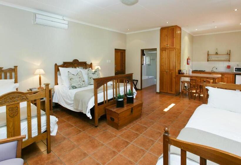 Хижина, Beaufort Manor Country Lodge