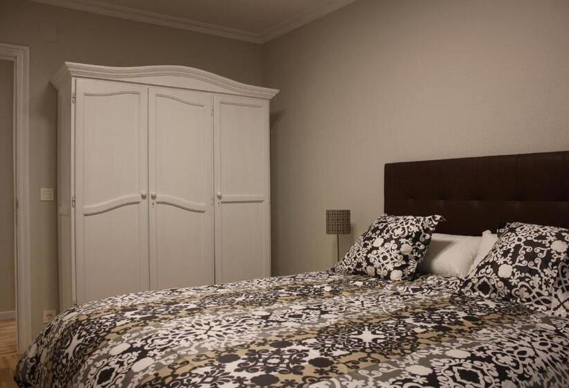 Апартаменты 3 Спальни, Apartamento Sanguesa