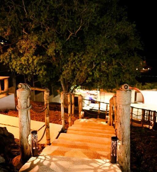Люкс, Don Bululo Camping Lodge