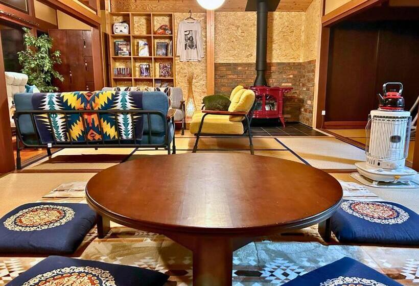 Вилла 3 Спальни, Guest House Detarameso