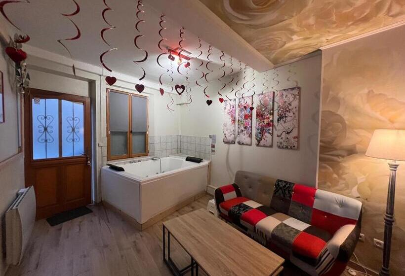 Номер Стандарт, à Home Love Spa, Le Plus Luxueux Parmi Nos 2 établissements