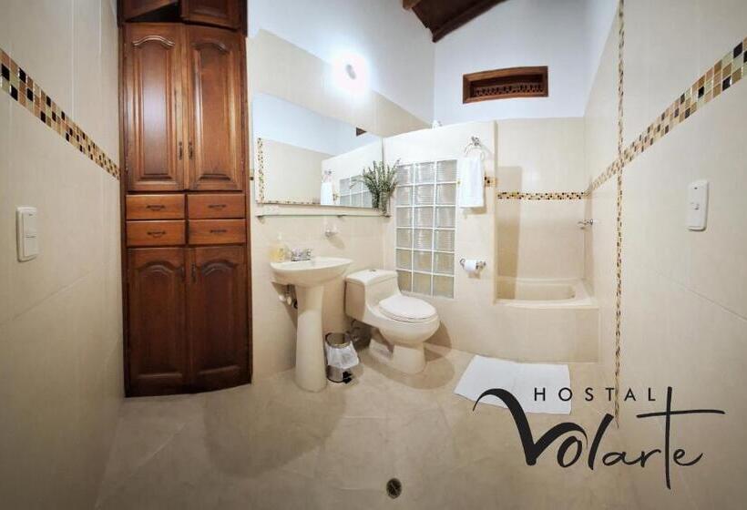 Номер Стандарт Трехместный, Volarte Hostal