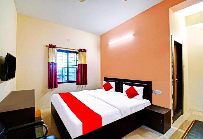 Номер Deluxe, Goroomgo Sr Palace Bhubaneswar A Luxury Collection Of Hotels   Best Hotel In Bhubaneswar
