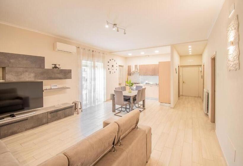 اتاق استاندارد, Color House