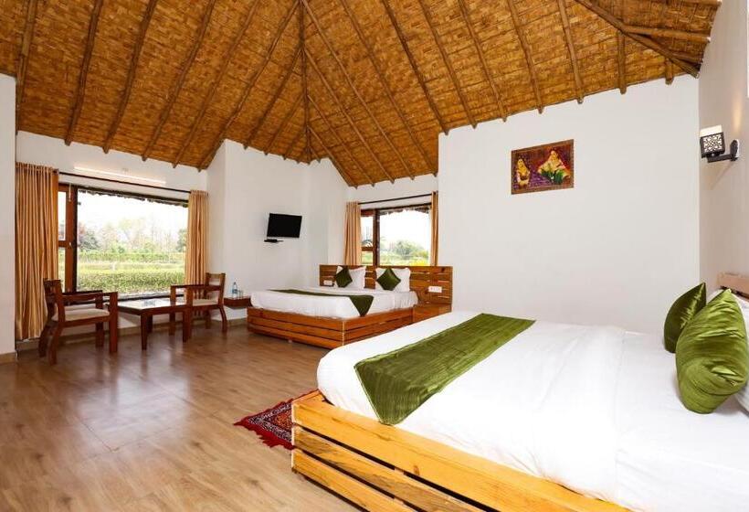 Семейное Бунгало, Heaven Hills Foresto ,jim Corbett