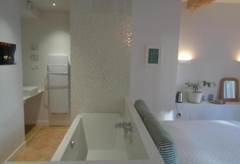 Стандартный Номер Кровать Кинг, B&b Le Chat Qui Dort
