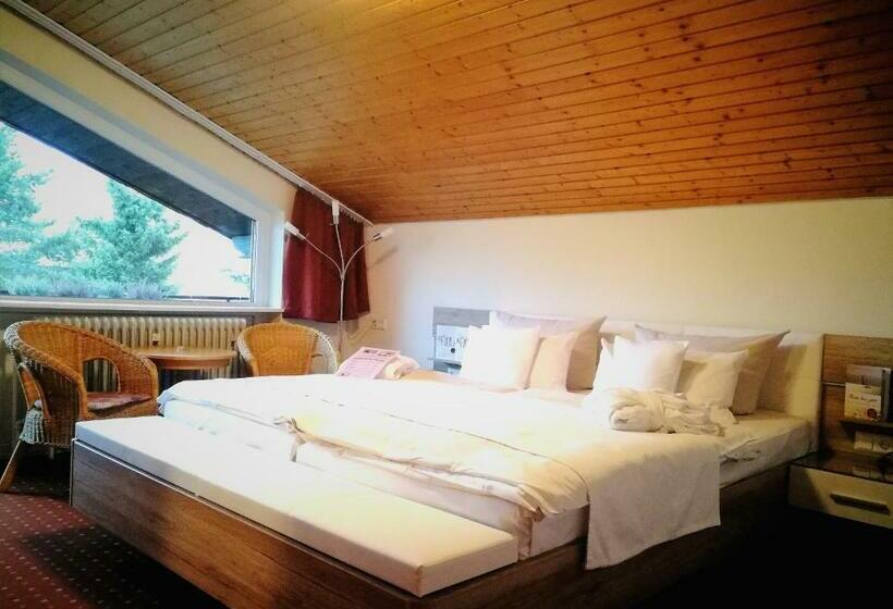 Номер Deluxe с Балконом, Ferienhotel Schwarzwälder Hof