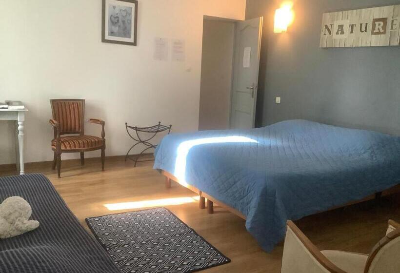 Дом 4 Спальни, La Maison Du Bonheur