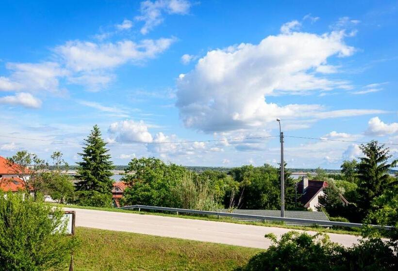 Номер Стандарт, Tekergő Motel és étterem
