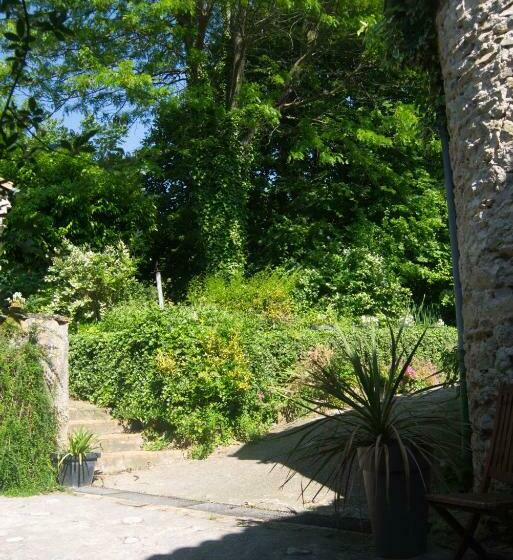 Номер Стандарт, Le Clos De L Ambre