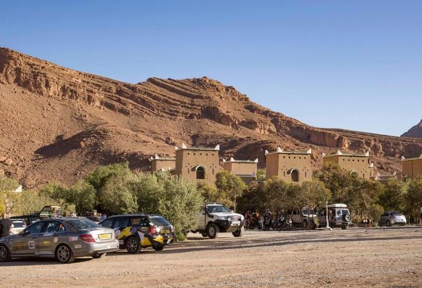 Chambre Triple Standard, Kasbah Hotel Camping Jurassique