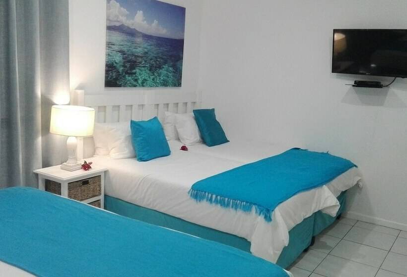 Семейный Номер, Saldanha Bay Lodge