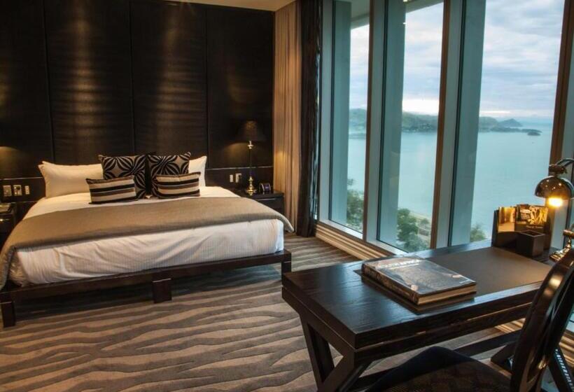 주니어 스위트, Grand Papua Hotel, A Member Of Radisson Individuals