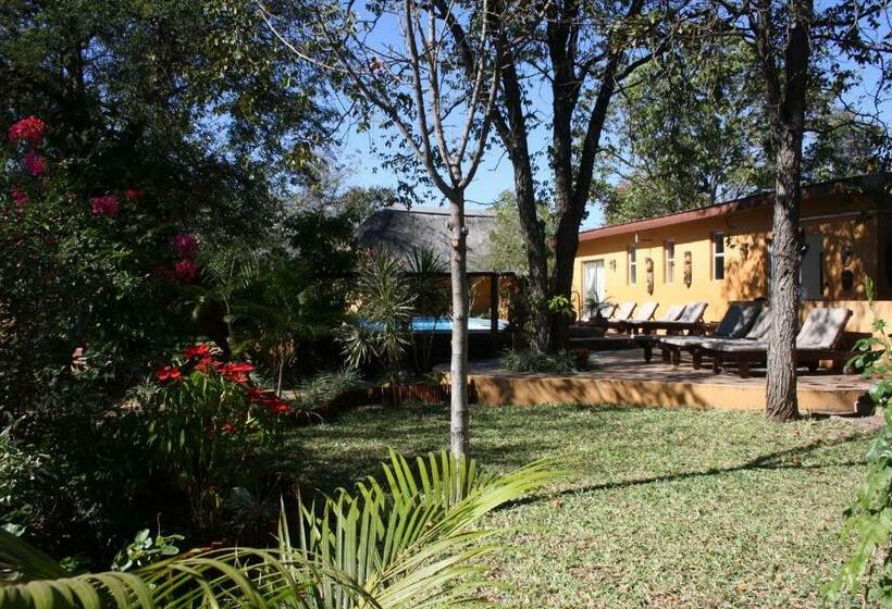 Номер Стандарт, Normann Safari Bush Lodge