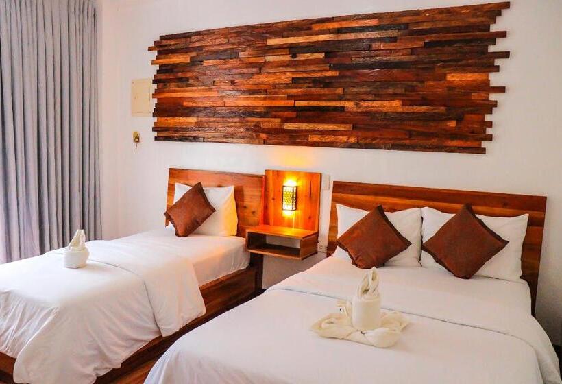 家庭间, Ananda Resort