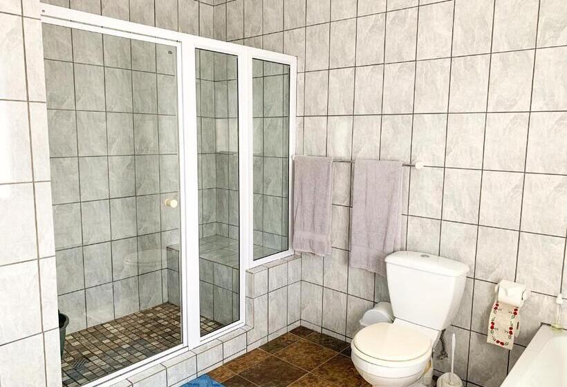 Номер Стандарт Трехместный, Marina Martinique B&b