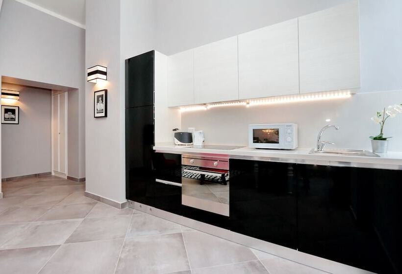 آپارتمان 1 خوابه, Monti Apartments   My Extra Home