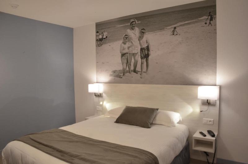 اتاق استاندارد با بالکن, Logis Hôtel   La Chambre D Amiens