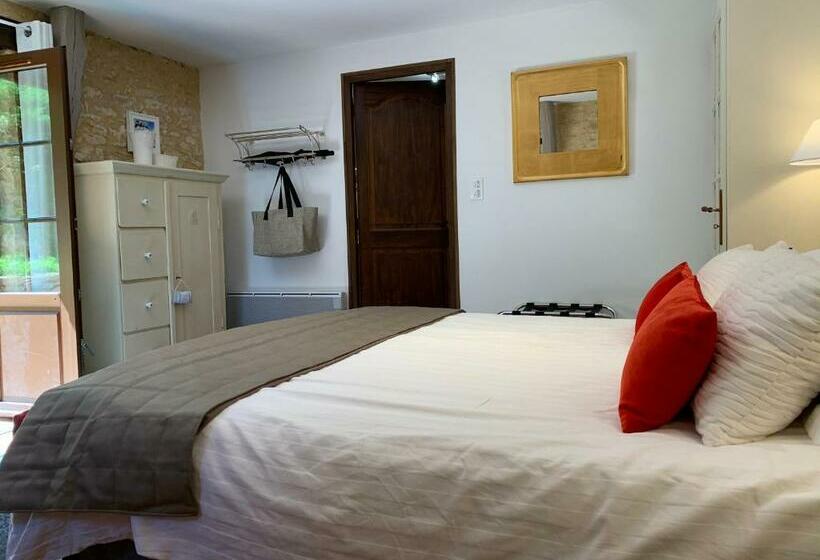 Номер Стандарт, Le Noyer Résidence B&b