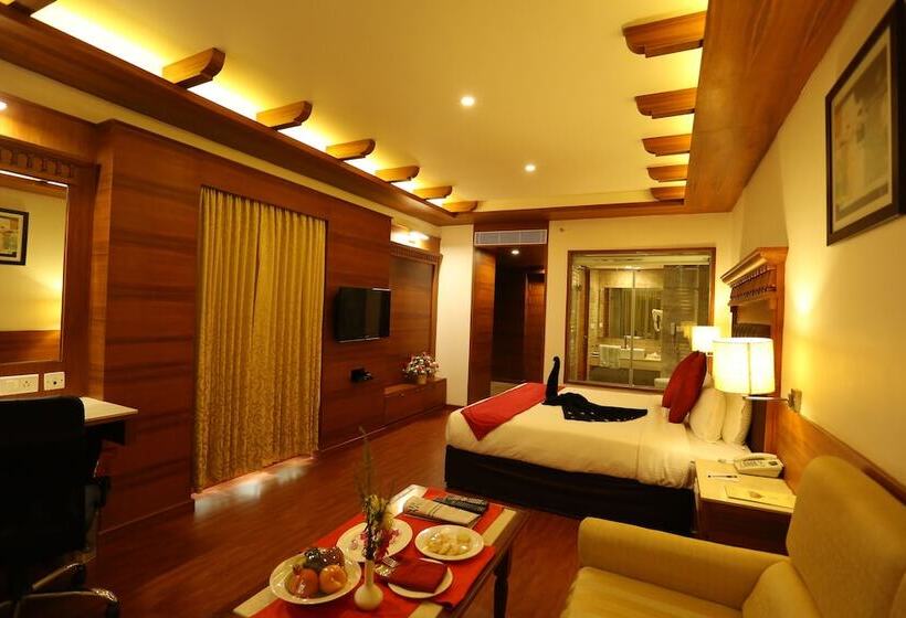 Номер Стандарт, Sivaraj Inn Salem