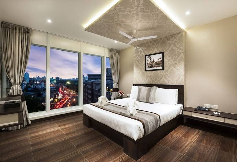 수피리어 룸, The Lotus Hotel Sameera