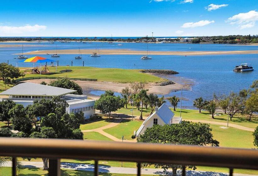 Апартаменты 1 Спальня, Palmerston Tower On Southport Broadwater