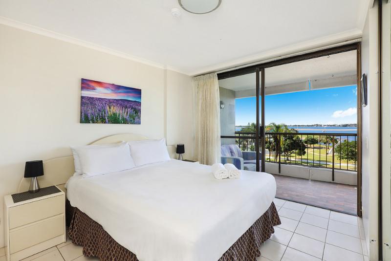 Апартаменты 1 Спальня, Palmerston Tower On Southport Broadwater