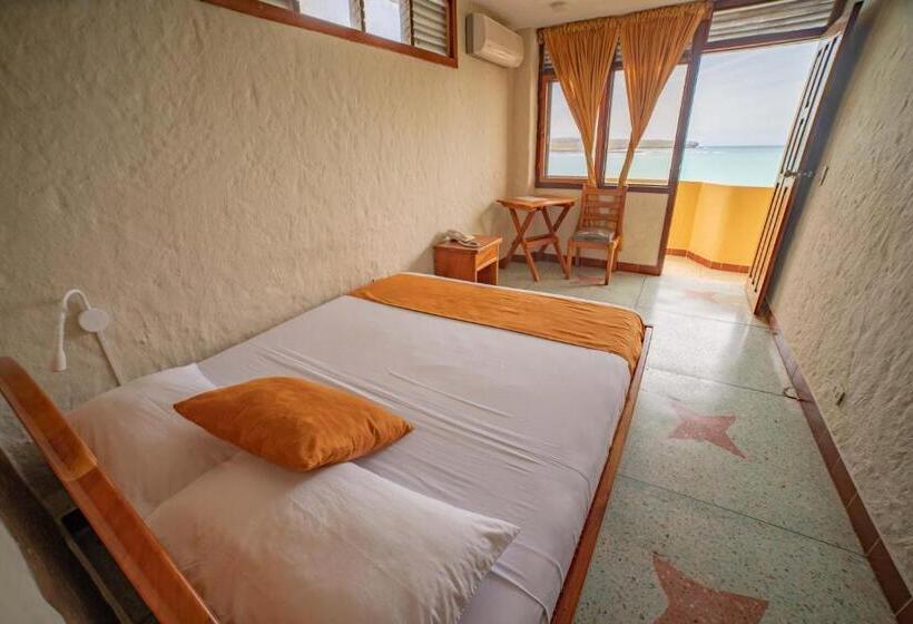 Семейный Номер Вид на Море, Hostal Estrella De Mar