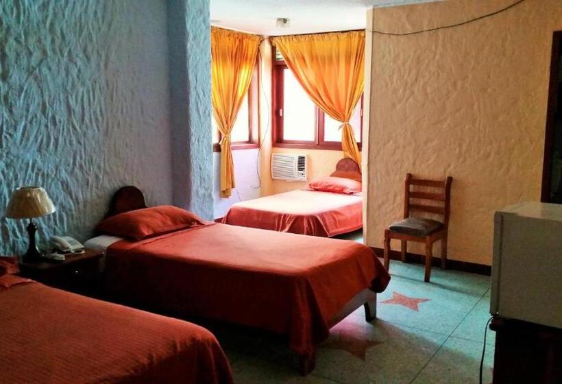 Chambre Triple Confort, Hostal Estrella De Mar