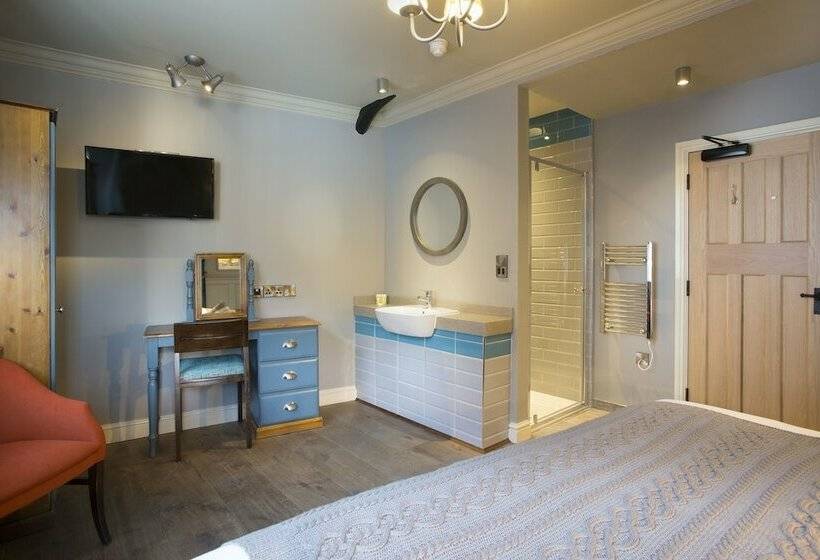 اتاق استاندارد, The Ostrich Inn Colnbrook London Heathrow