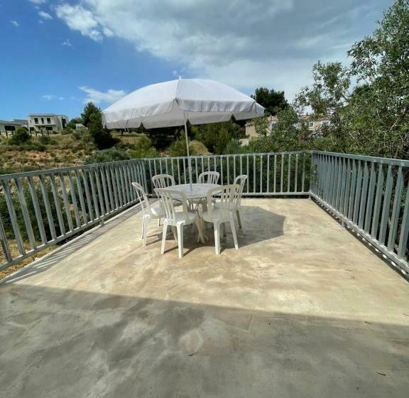 Дом 2 Спальни, Le Fenouillet Cottage Proche Des Grands Buffets