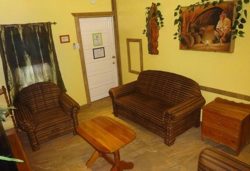 شقة غرفتين, Cocopele Inn