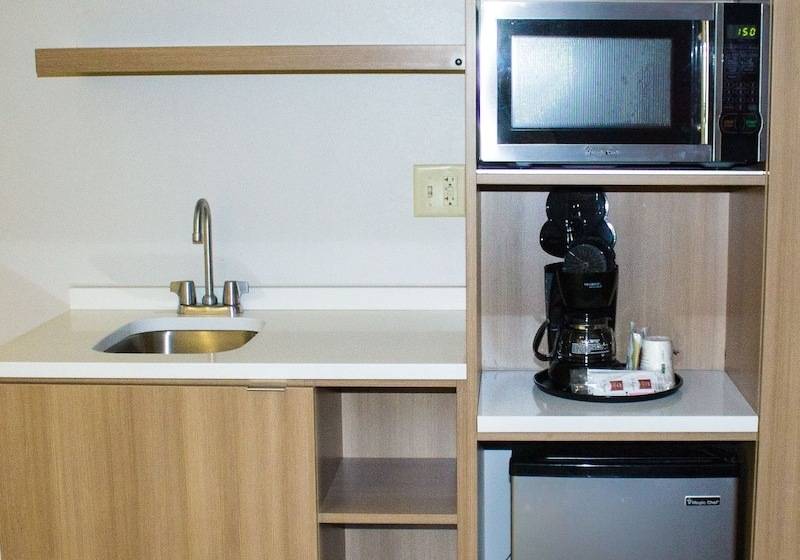 Люкс, Microtel Inn & Suites By Wyndham   Penn Yan