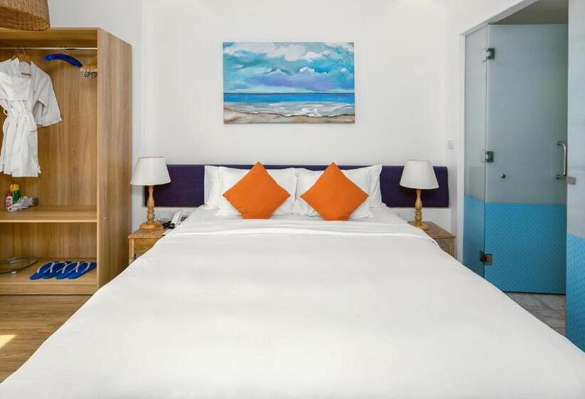 اتاق دلوکس با تخت کینگ و چشم‌انداز شهر, Risemount Premier Resort Danang