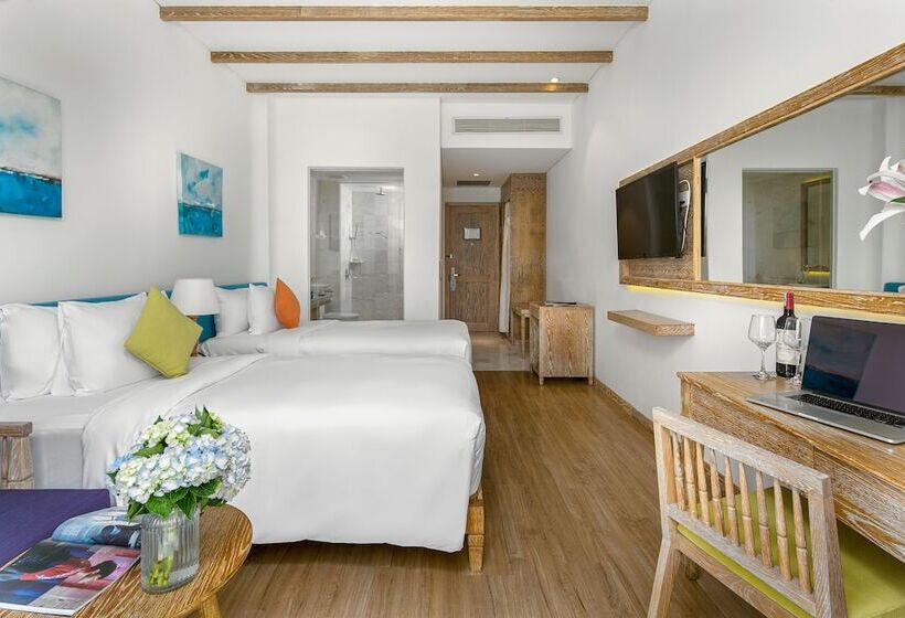 اتاق لوکس با چشم‌انداز شهر, Risemount Premier Resort Danang