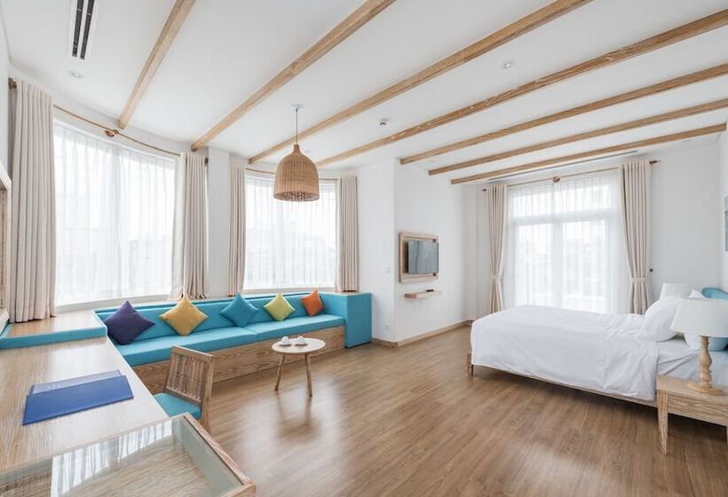 اتاق دلوکس با تخت کینگ و چشم‌انداز شهر, Risemount Premier Resort Danang