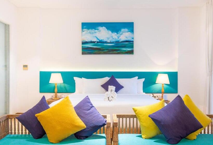 سوییت با چشم‌انداز استخر, Risemount Premier Resort Danang