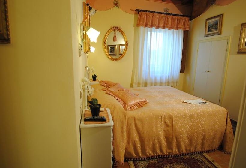 Номер Superior, Torre Sangiovanni Albergo E Ristorante Da Rosary