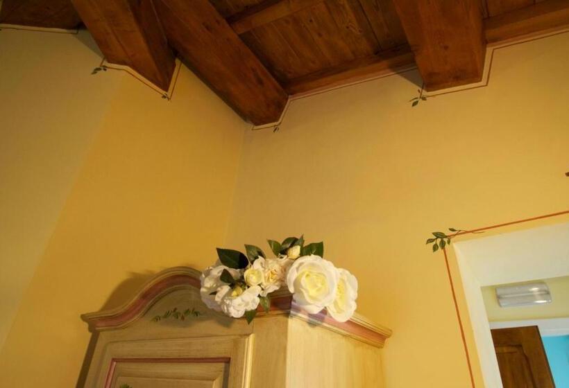 Номер Superior, Torre Sangiovanni Albergo E Ristorante Da Rosary