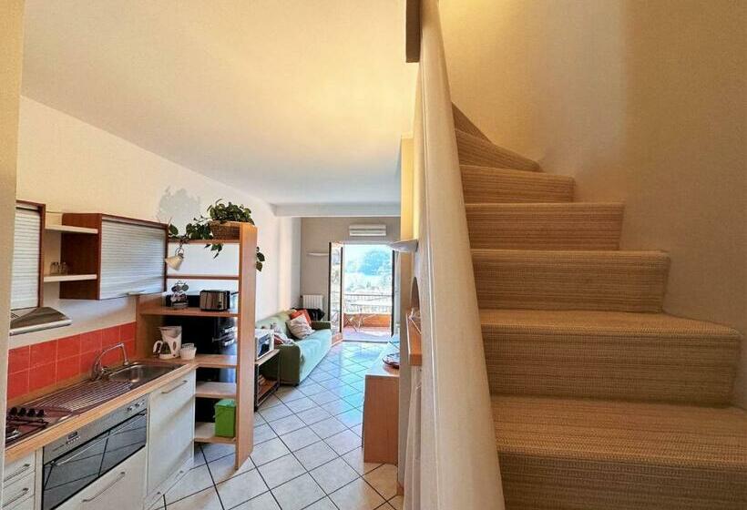 1 Bedroom Apartment Lake View, Residence Brentano Lake View Apartment
