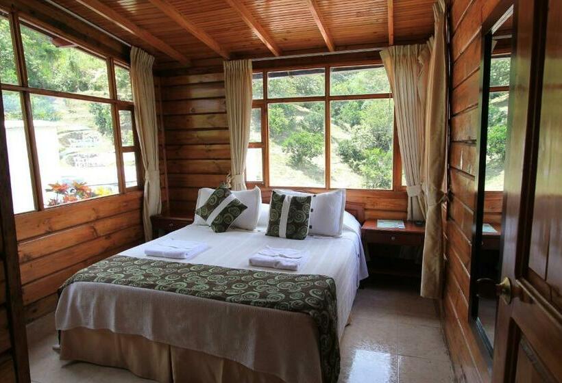 بنجلو قياسى غرفتين نوم, Villeta Resort