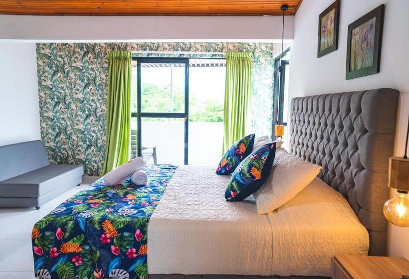 غرفة كلاسيكية مع بلكونة, Villeta Resort