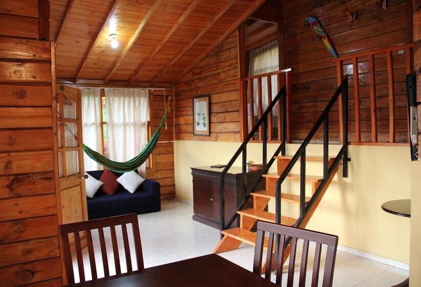 بنجلو عائلى, Villeta Resort