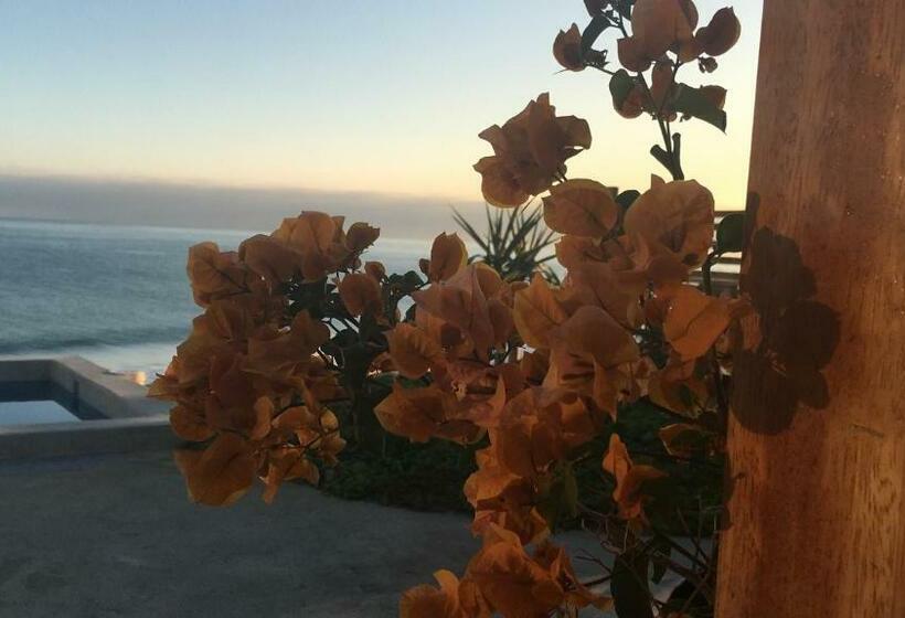 بانگلوی استاندارد, La Playa