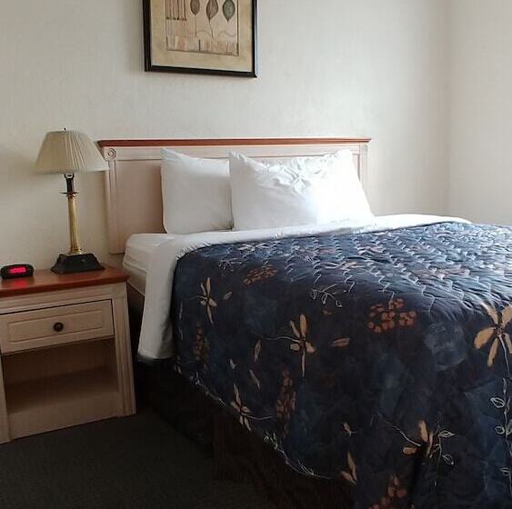 家庭间, Sand Castle Suites Motel